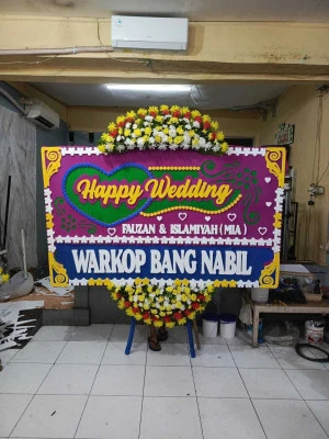 Papan Bunga di Kalibaru